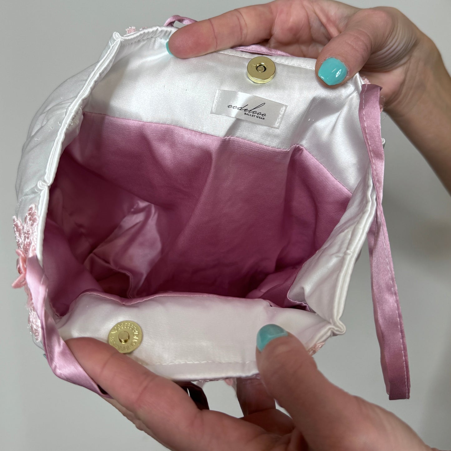 Chic Mini Silk Handbag – White and Pink